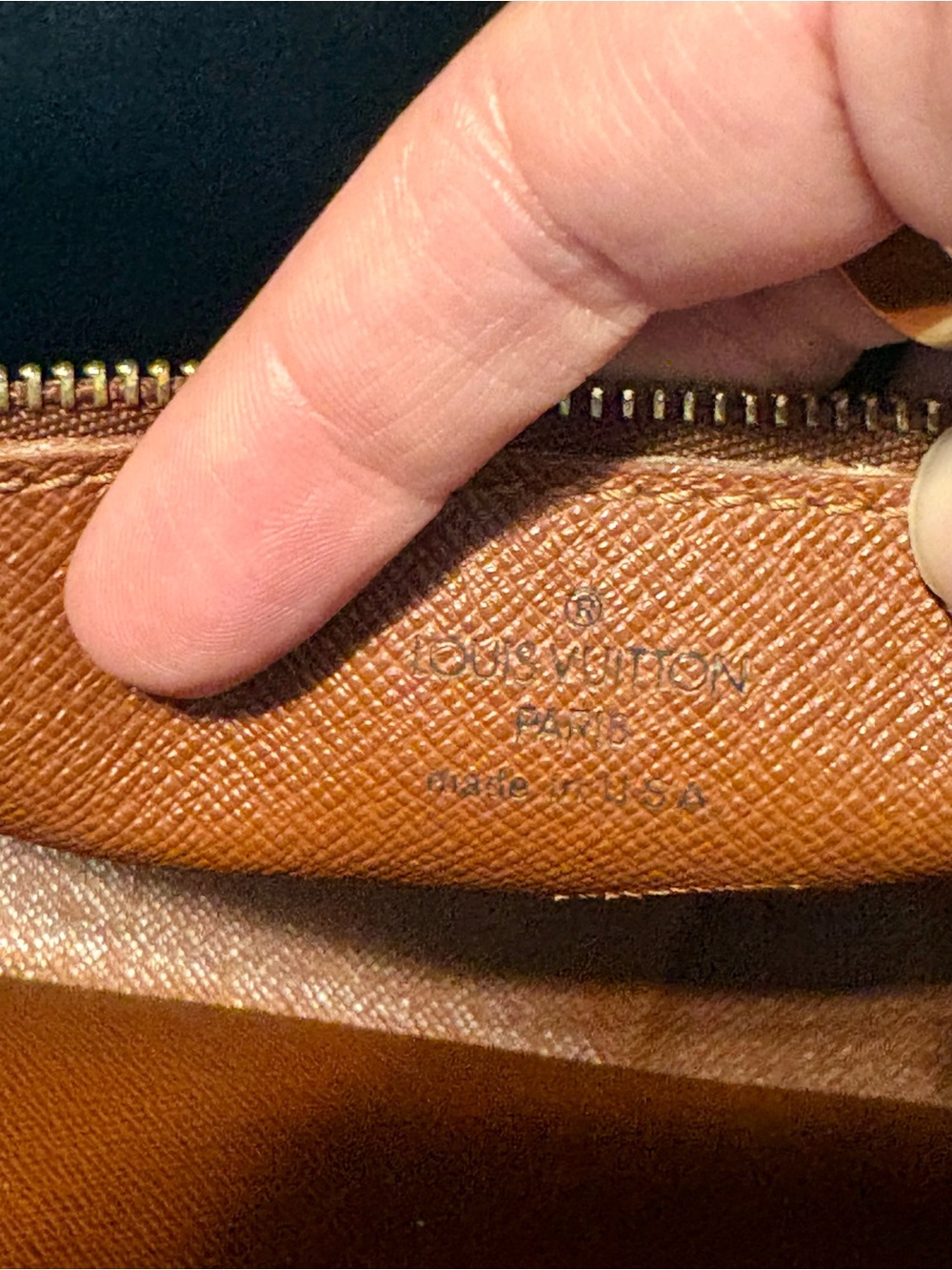 Louis Vuitton Trocadero 27 Shoulder Bag - Picture 9 of 10